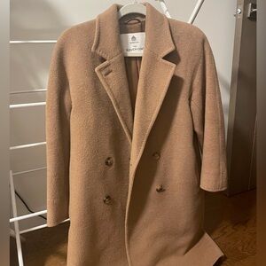 aritzia babaton slouch coat in short